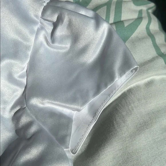 White with lace trim girls’ dress with bow headband size 3 - Picture 8 of 14